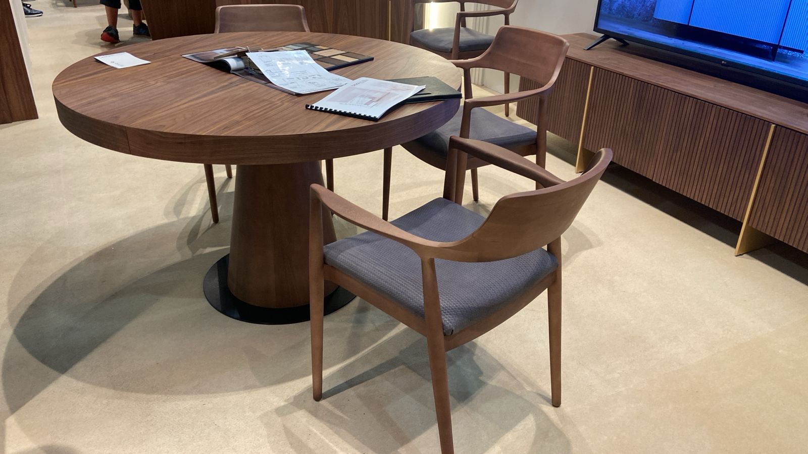 WhatsApp Image 2025-11-26 at 10.36.37 (4)